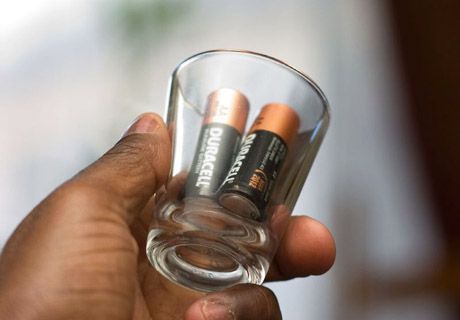 アルコール入りのエナジードリンクはあなたを即死させる